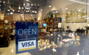 Visa Partners Up with FTX to Spend Crypto Directly through their Cards