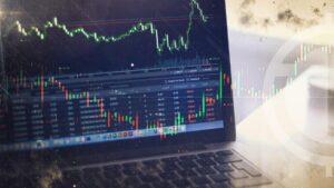 Cryptocurrencies Trade Near Resistance Levels, With a Sideways Trend