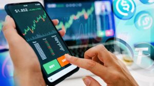 Crypto Downtrend Persists: Major Coins and Altcoins Face Decline