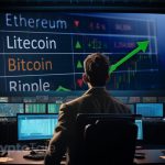 Crypto Analyst Predicts Altcoin Surge Amid Bitcoin Stability
