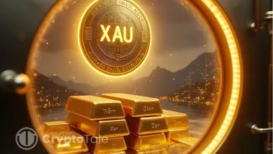 Gold Hits Record Highs as Investors Flee Risk, Crypto Slips